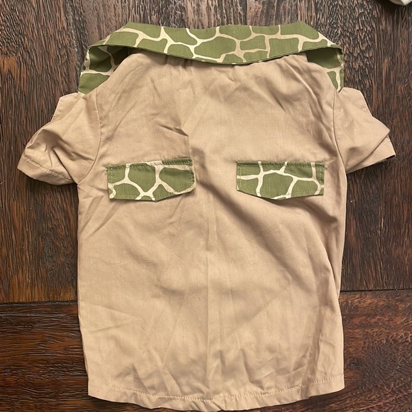 Lot small/med dog clothes gently used - Picture 4 of 11